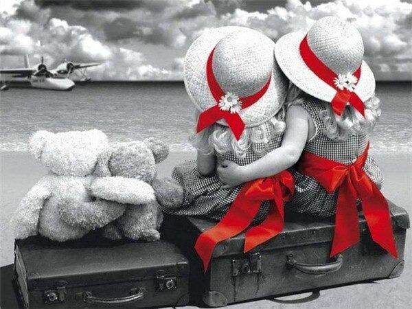 Black & Red - Diamond Painting